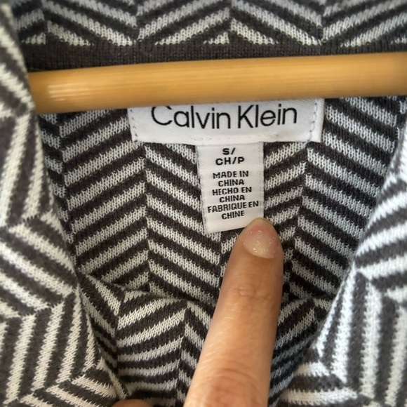 Calvin Klein cowl neck sweater Size Small - Picture 9 of 10